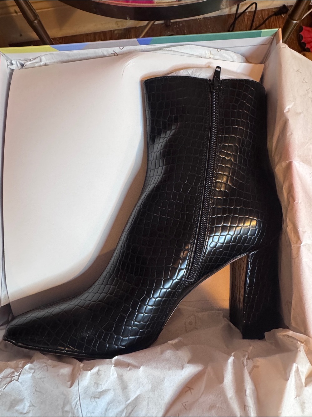 Katy Perry Luvlie Black Croc-Embossed High Heel Ankle Boots Sz 11 - Picture 3 of 8